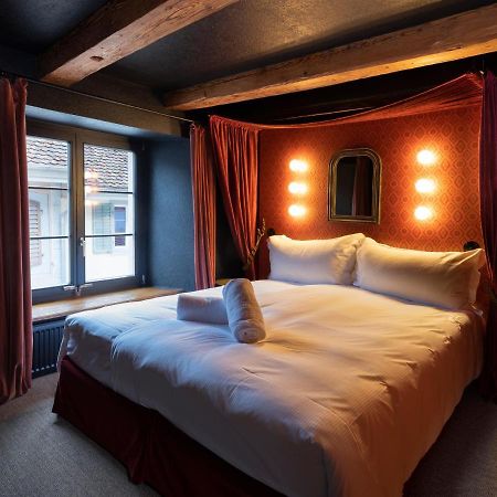 Peanut Medieval Lodge Сент-Юрсен Екстер'єр фото