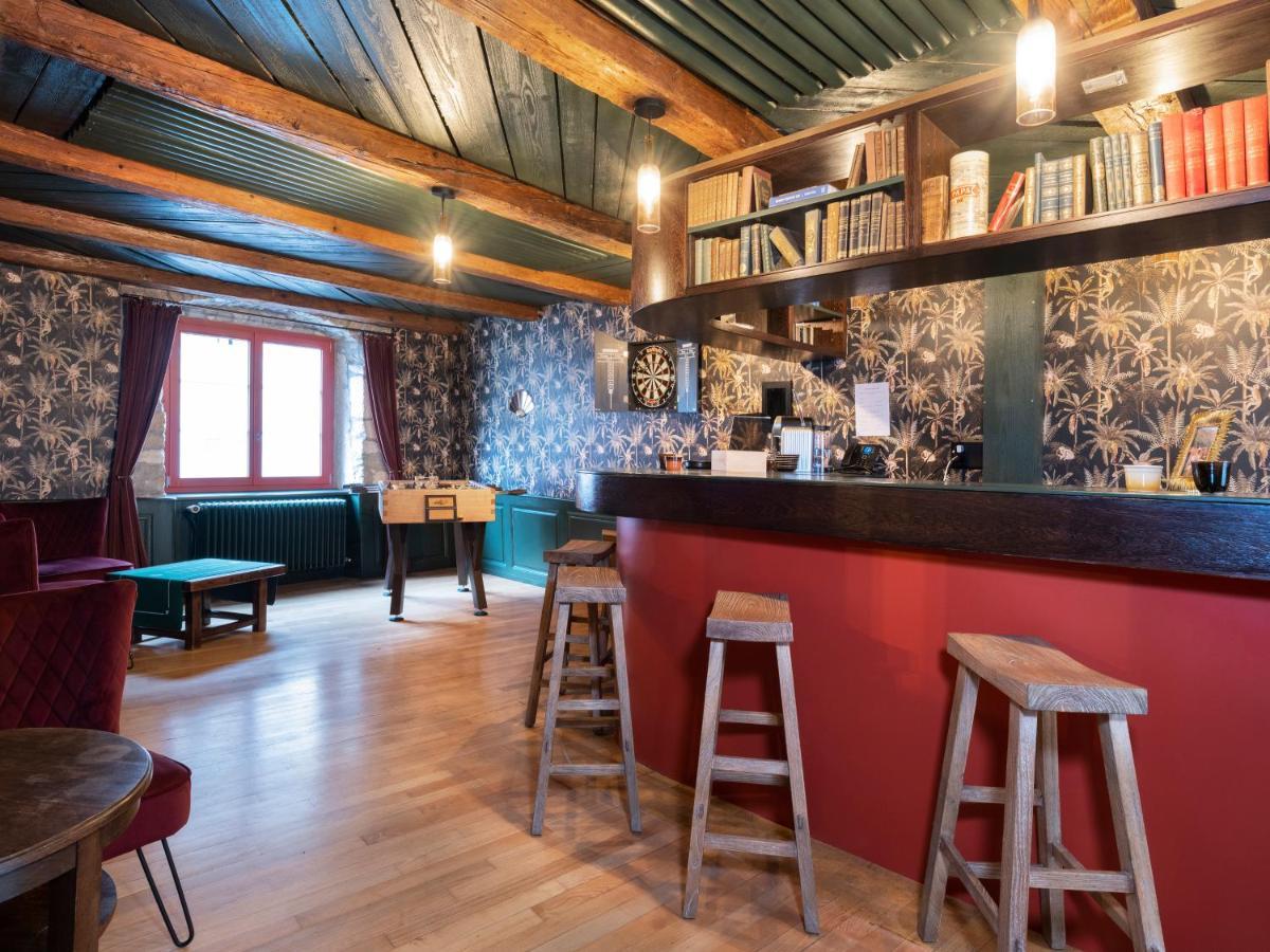 Peanut Medieval Lodge Сент-Юрсен Екстер'єр фото